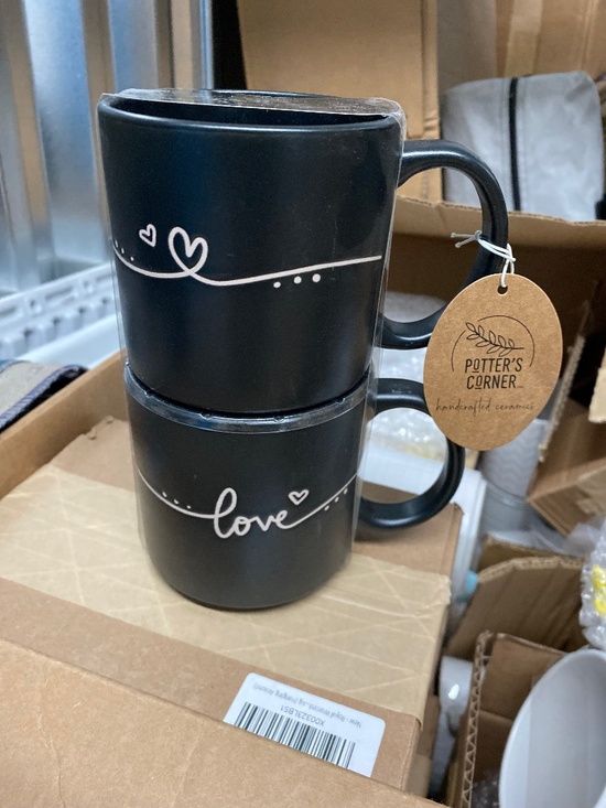 Potter’s Corner Other - Potter's Corner Set of 2 Stackable Mugs Black Matte Love & Hearts NEW